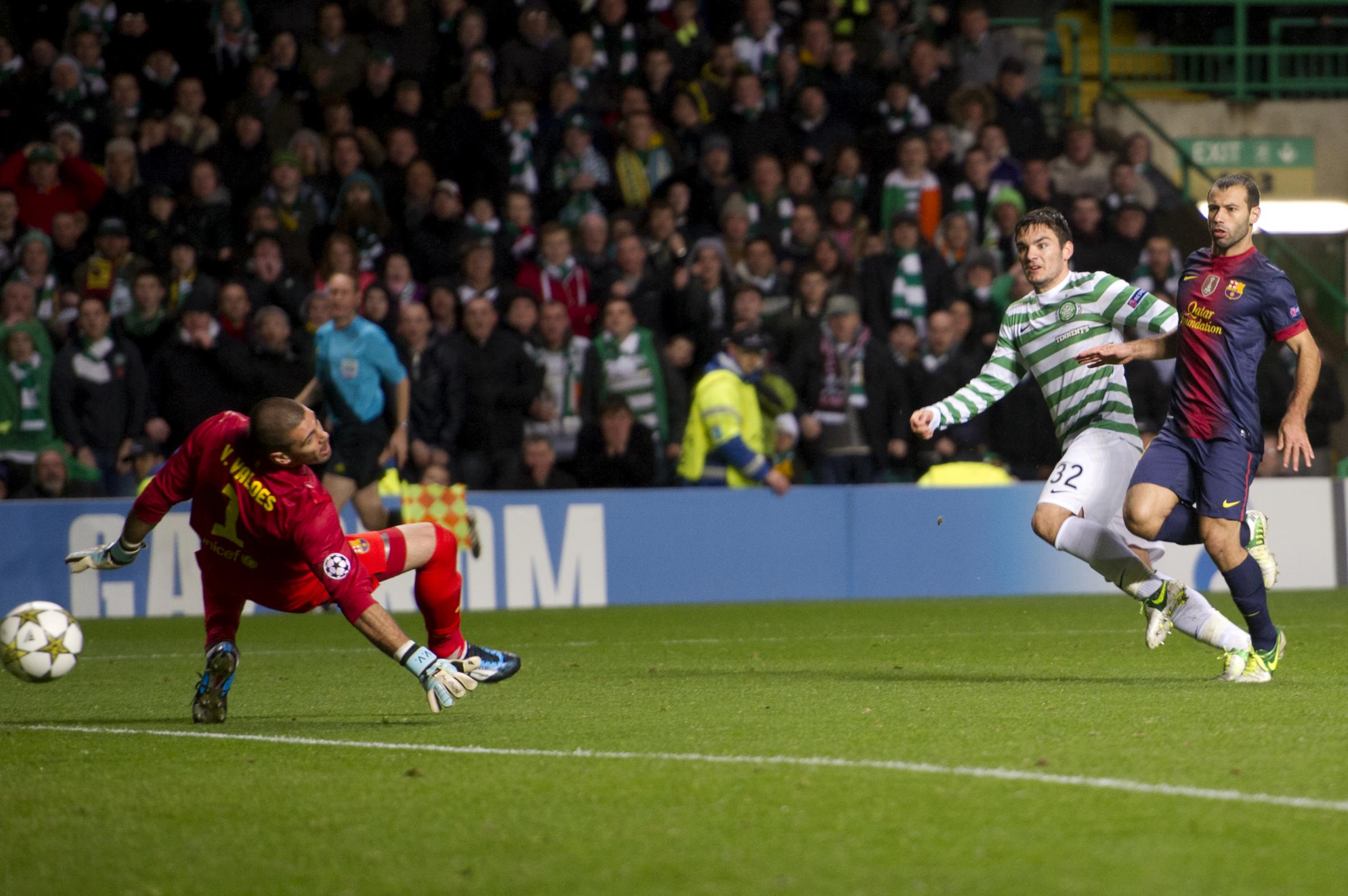 Former Celtic striker Tony Watt signs for Motherwell