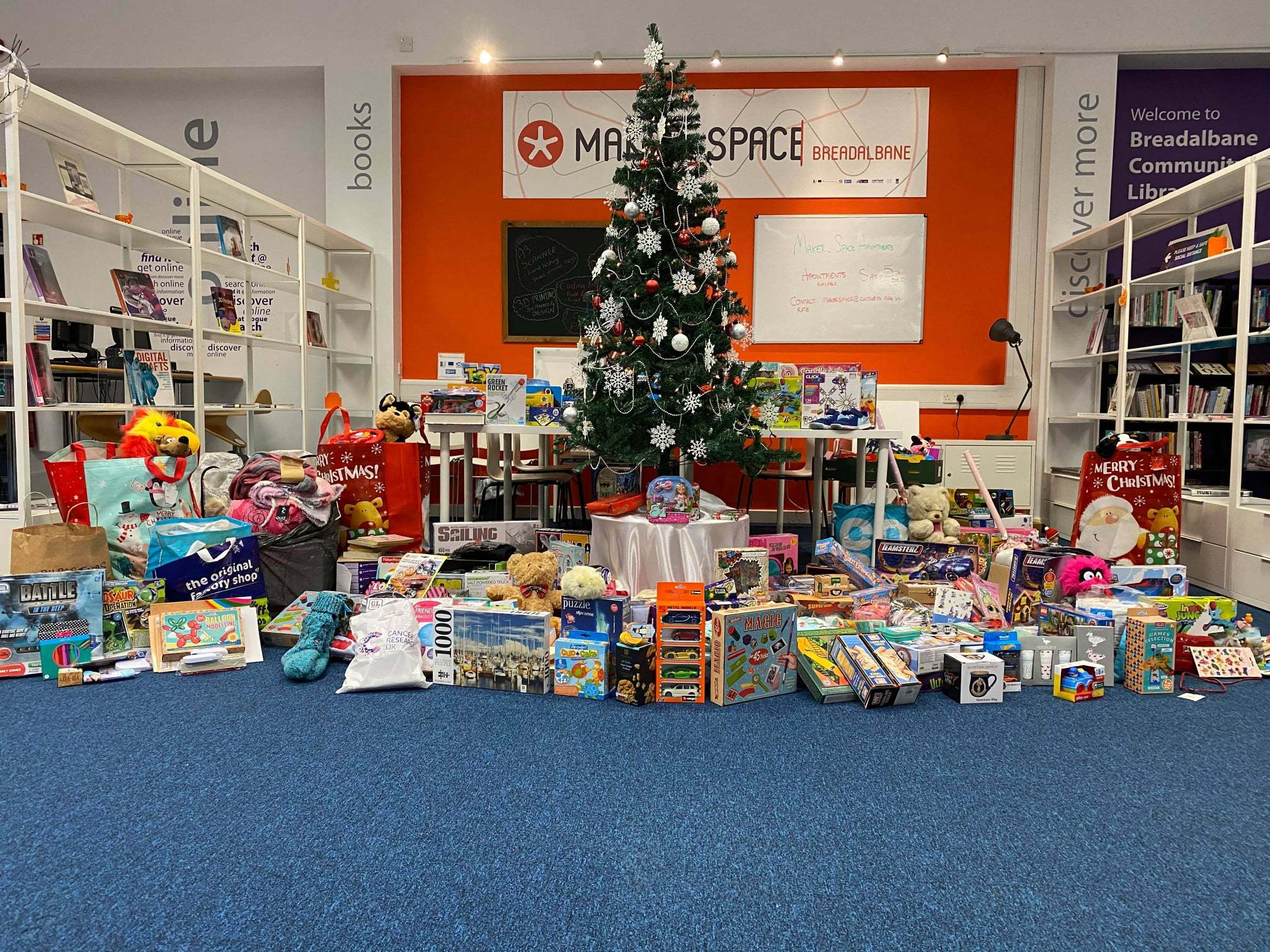 Elgin Community Dinner Christmas 2022 Lockdown Heroes Perthshire's Feldy-Roo Continue To Make A Difference With  Christmas Appeal | Heraldscotland