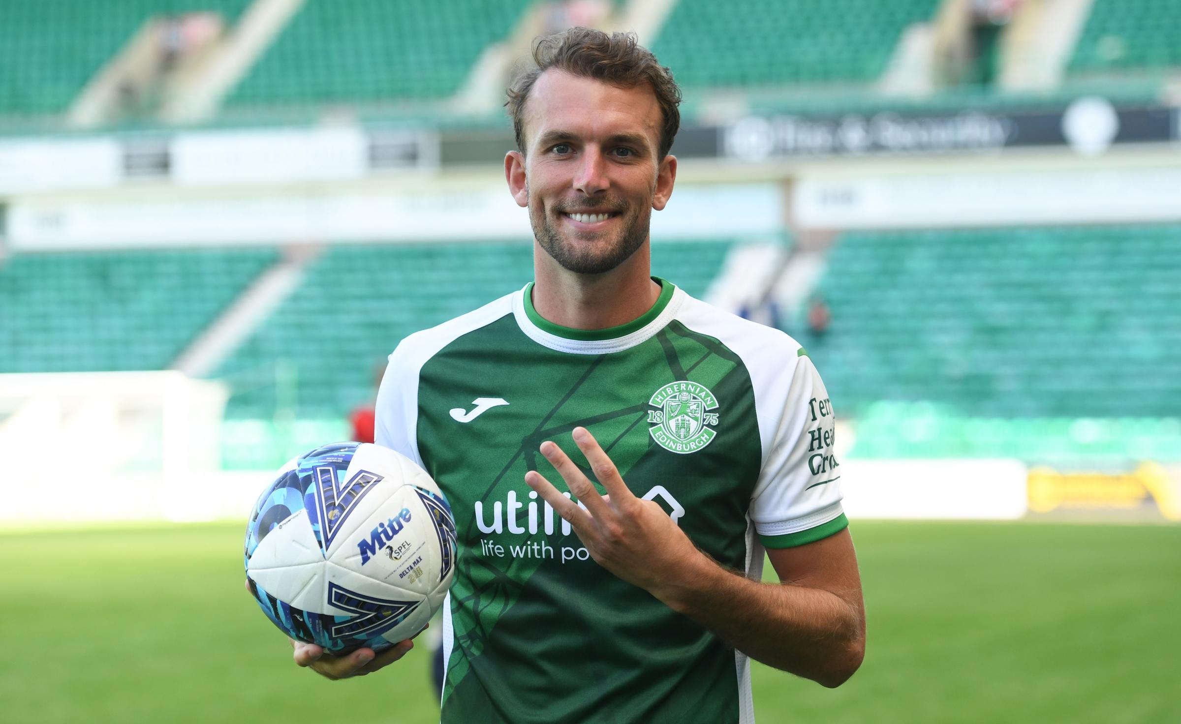 Premier Sports Cup: gli alti di Christian Doidge danno a Lee Johnson un ottimo inizio all’Hibs