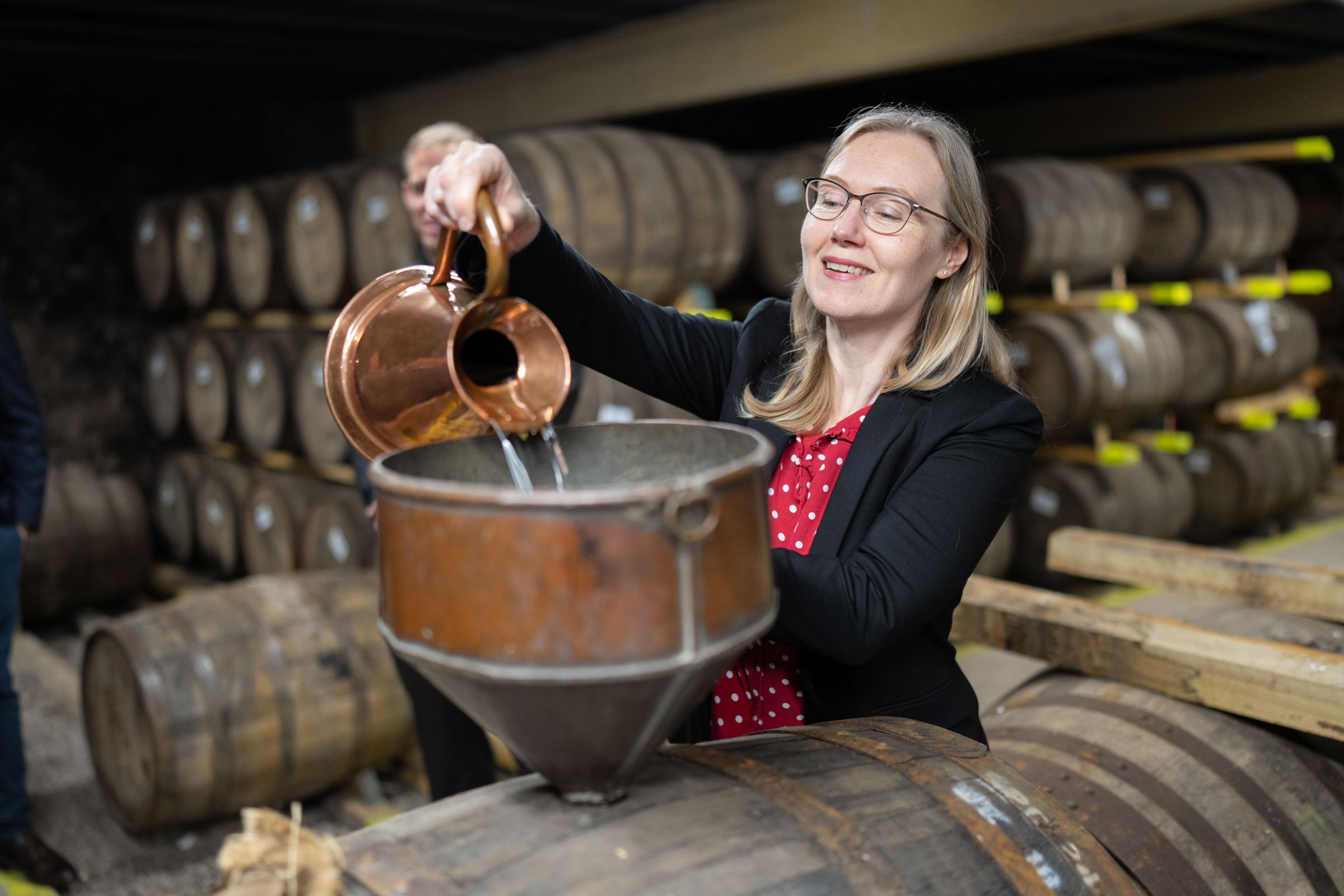 Innovative Whisky Experiment: Maturation of Spirit Produced Using Hydrogen-Fired Stills