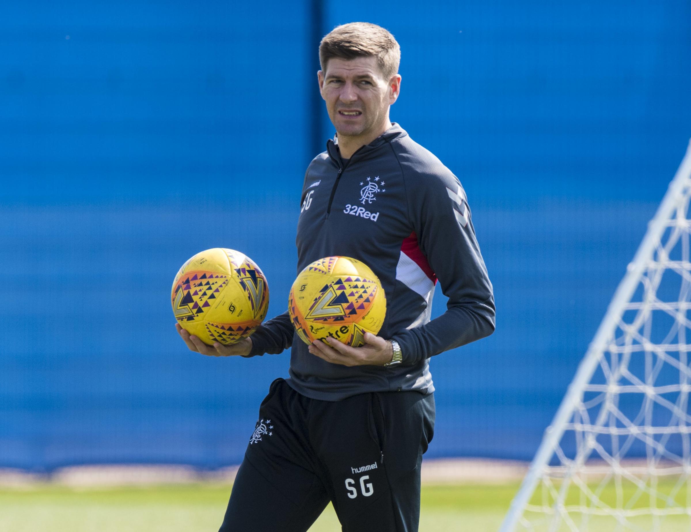 Steven Gerrard believes chance to be heroes like Celtic’s class of ‘98 can inspire Rangers players to stop 10-in-a-row