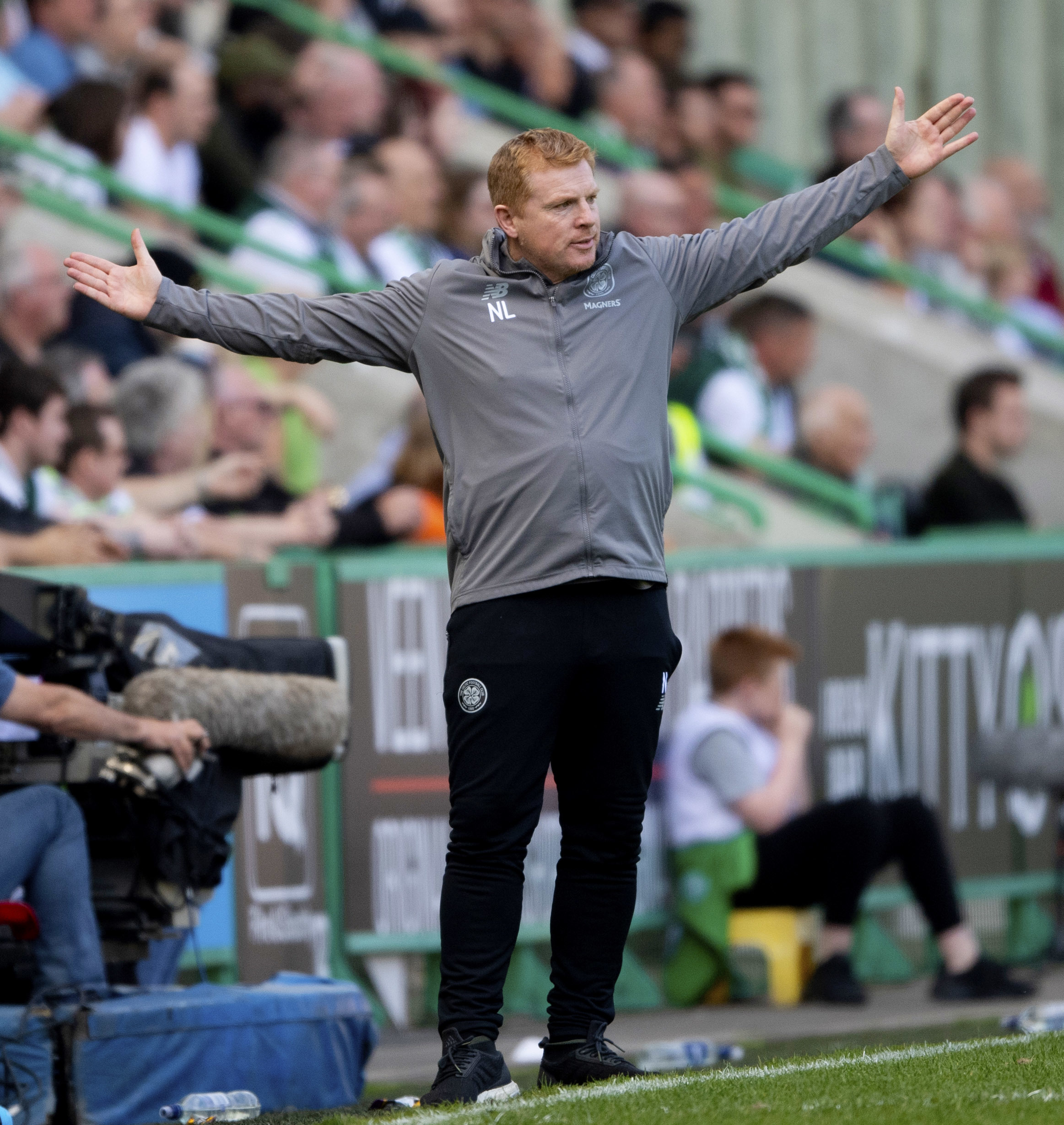 Livid Neil Lennon warns his Celtic players “you’re not on holiday yet” after Hibernian draw